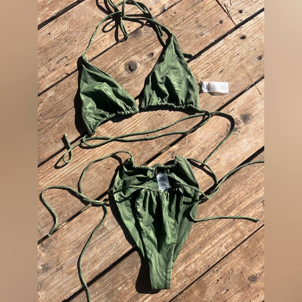 Good American bikini set